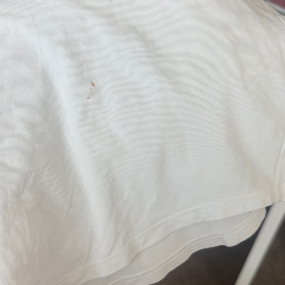 lululemon athletica White V-Neck Tee - Picture 2 of 4
